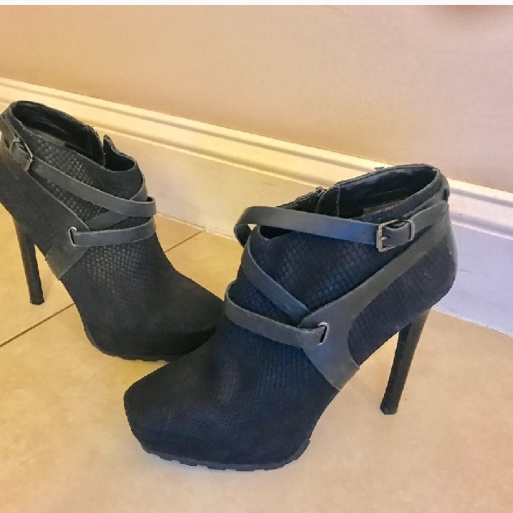 Guess Booties
